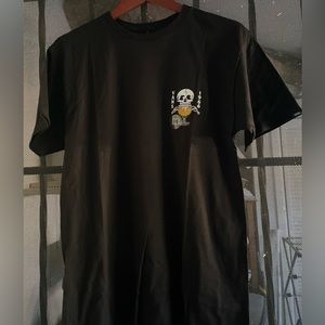 VANS MENS BLACK TEE SHORT -LIFT EM HIGH